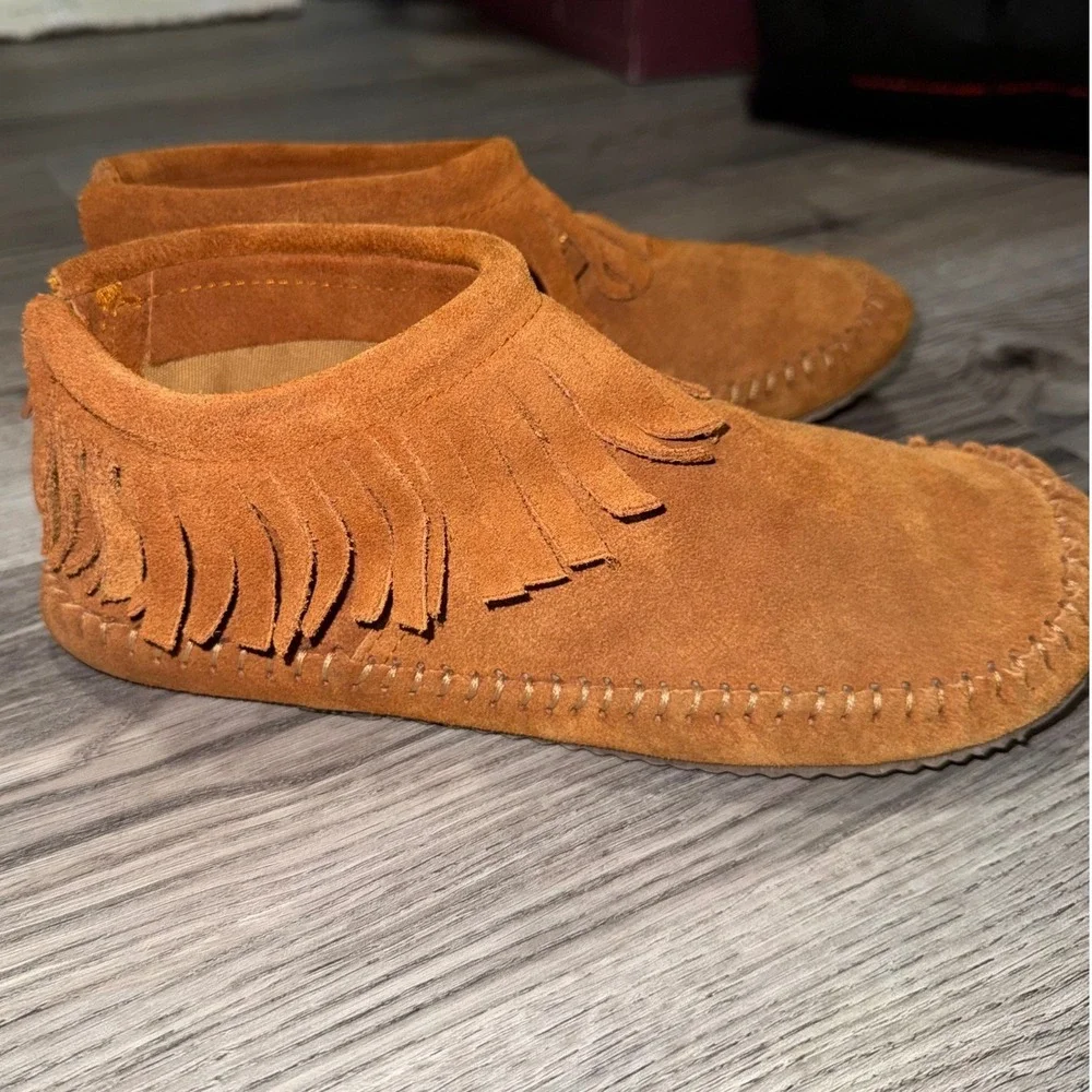 SoftMoc Debra II Lo Women Size 8M Tan Suede Fringe Moccasin Booties Boho Western - Picture 5 of 8